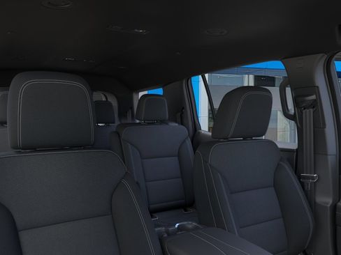 New 2026 Chevrolet Traverse LT w/ Driver Confidence Package image 24