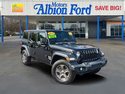 Used 2019 Jeep Wrangler Unlimited Sport S