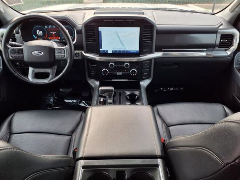 Used 2022 Ford F150 Lariat image 9