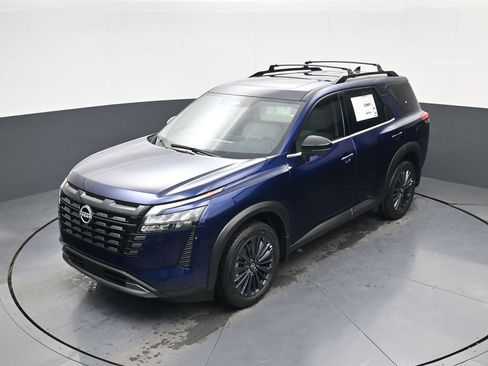 New 2026 Nissan Pathfinder SL image 25