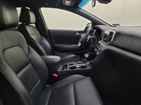 Used 2020 Kia Sportage S w/ S Sunroof Package image 21