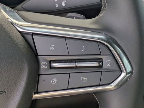 Used 2025 Chevrolet Suburban LT w/ Comfort Package image 22