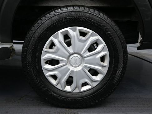 Used 2024 Ford Transit 250 Low Roof w/ Exterior Upgrade Package image 12