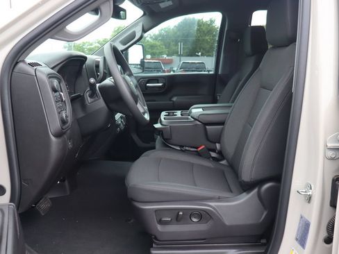 New 2026 Chevrolet Silverado 2500 Custom w/ Custom Value Package AWD/4WD image 5