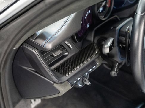 Used 2022 Porsche 911 GT3 image 19