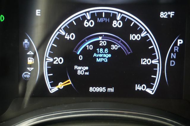 Used 2020 Jeep Grand Cherokee Limited AWD/4WD image 15
