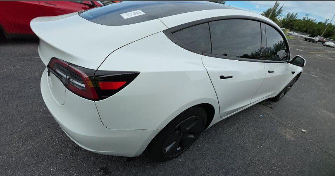 Used 2023 Tesla Model 3 Standard Range RWD image 2