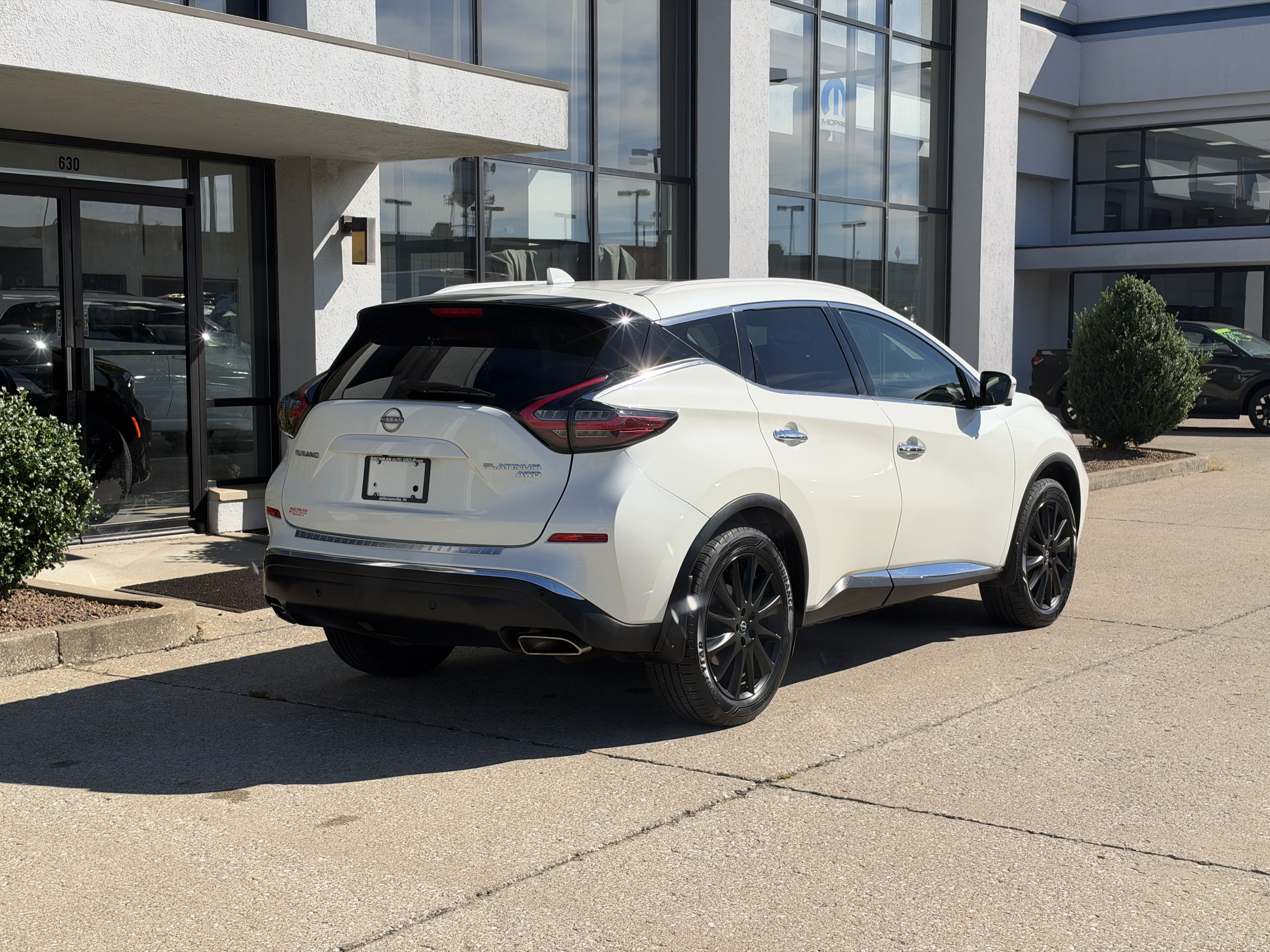 Used 2023 Nissan Murano Platinum w/ Cargo Package AWD/4WD image 4