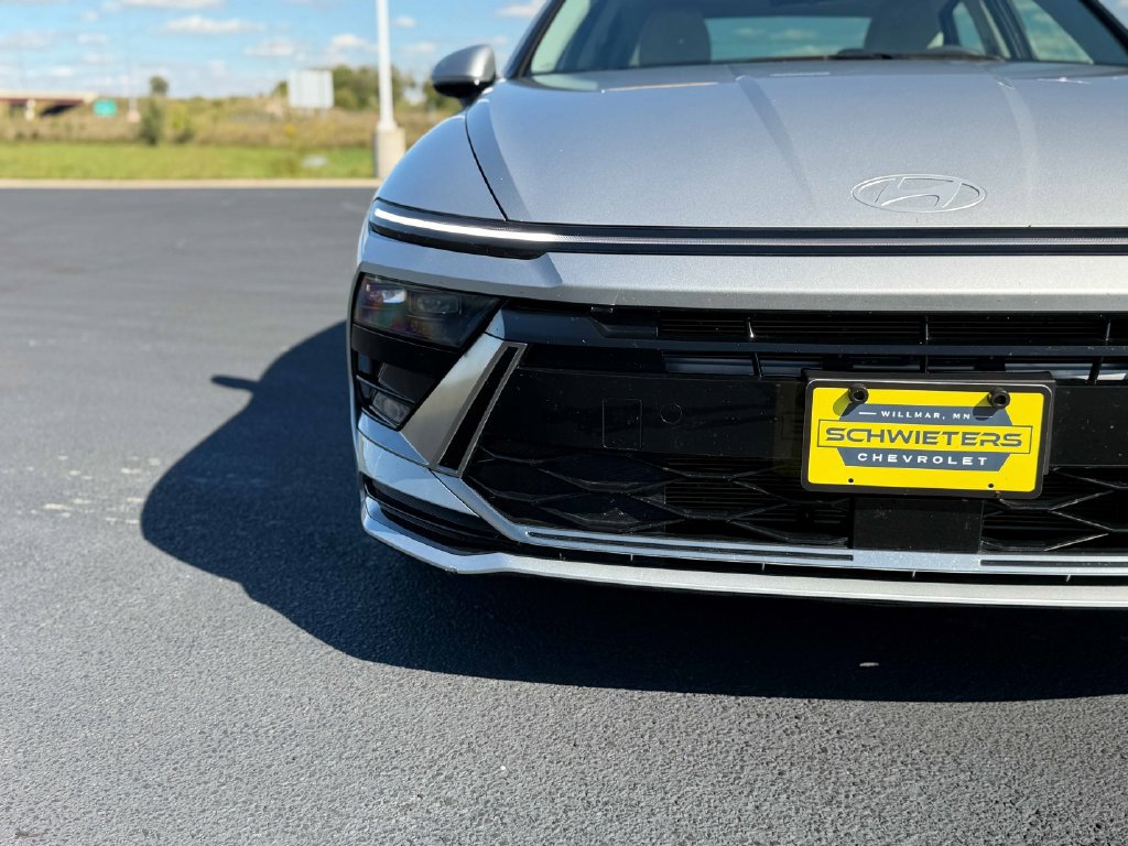 Used 2025 Hyundai Sonata SEL FWD image 4