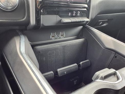 Certified 2025 RAM 1500 Laramie AWD/4WD image 13
