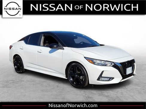 Certified 2023 Nissan Sentra SR w/ Trunk Package FWD image 1