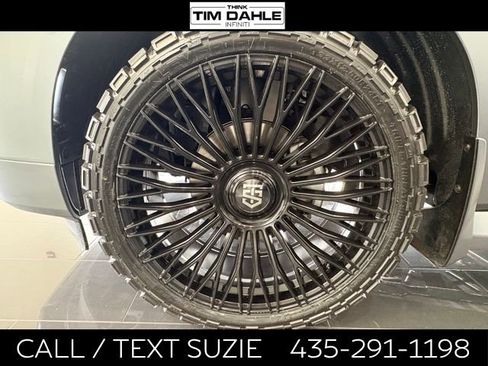 New 2026 INFINITI QX80 Autograph w/ Premium Cargo Package image 9