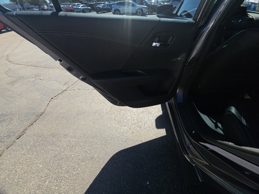Used 2017 Honda Accord Sport image 24