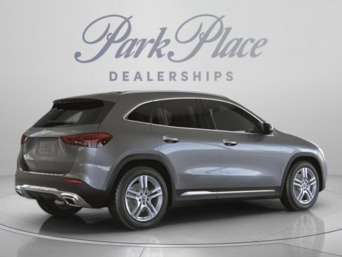 Used 2022 Mercedes-Benz GLA 250 4MATIC image 22