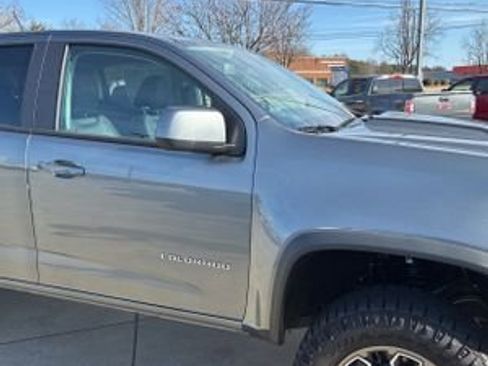Used 2022 Chevrolet Colorado ZR2 image 15