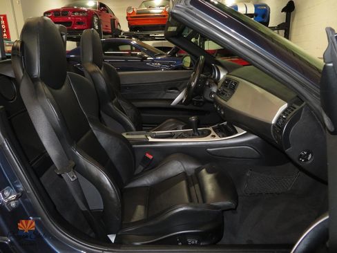 Used 2005 BMW Z4 2.5i RWD image 5