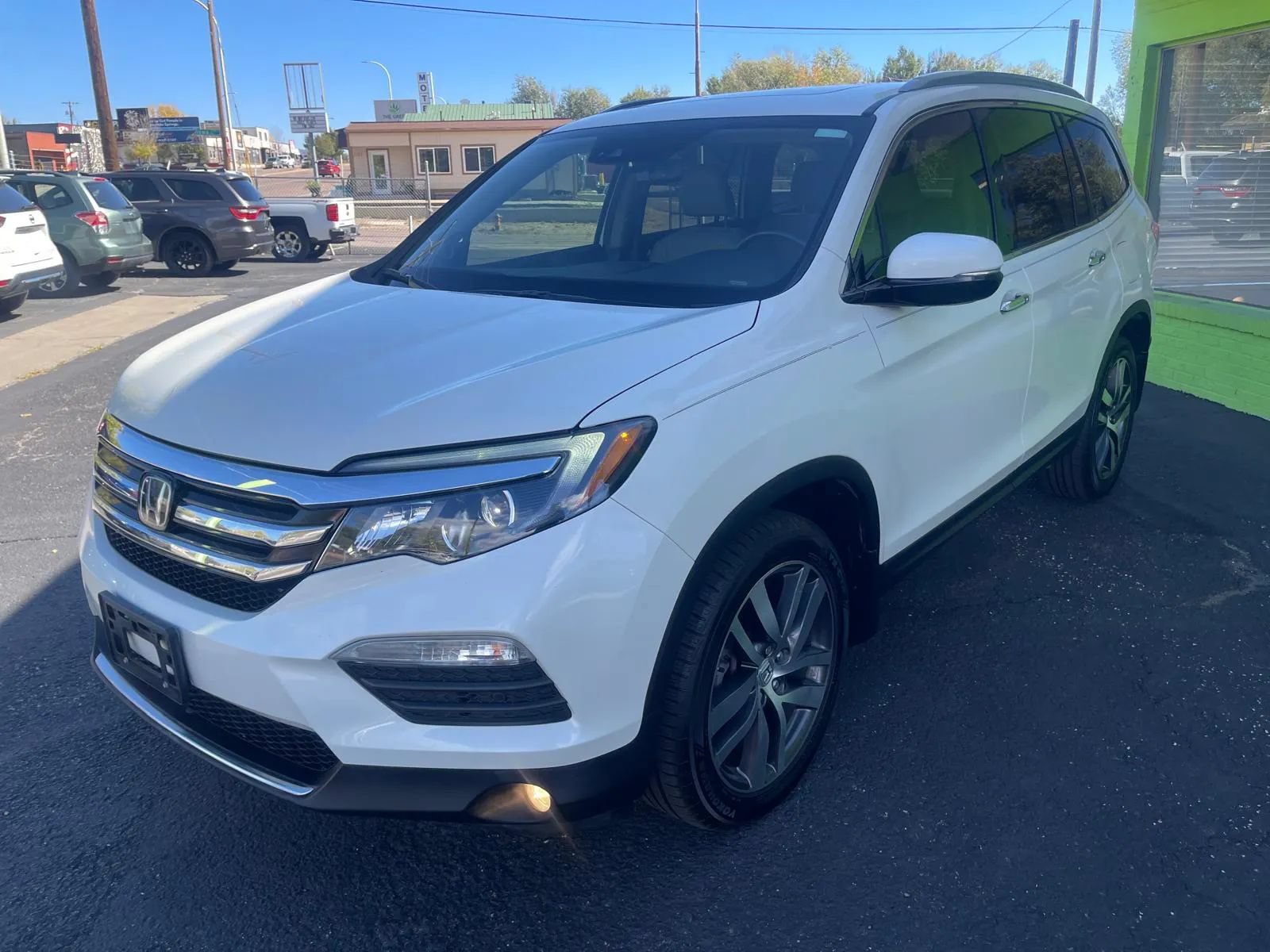 Used 2016 Honda Pilot Elite image 4