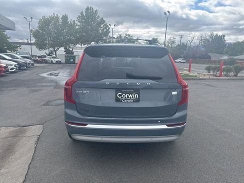 Used 2022 Volvo XC90 T8 Inscription w/ Advanced Package image 5