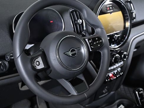 Used 2024 MINI Cooper Countryman S FWD image 12