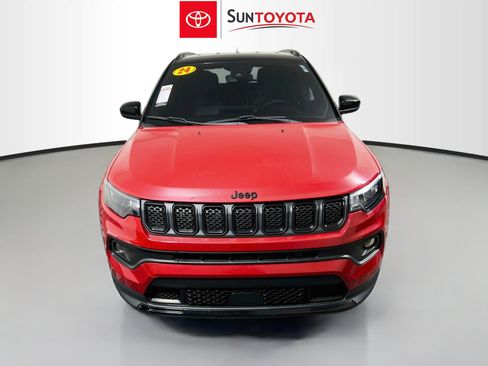 Used 2024 Jeep Compass Latitude w/ Convenience Group AWD/4WD image 10