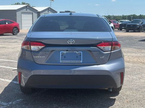 Used 2023 Toyota Corolla LE FWD image 5