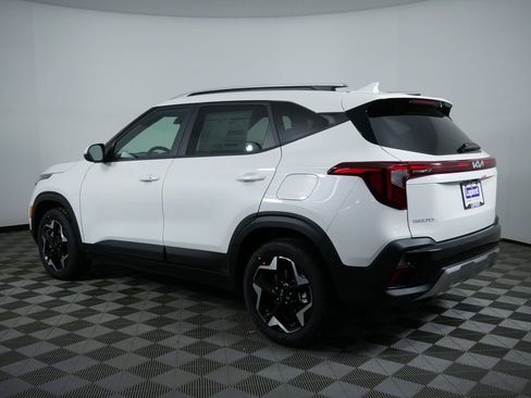 New 2026 Kia Seltos S image 8