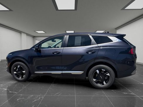 Used 2026 Kia Sportage LX AWD/4WD image 9