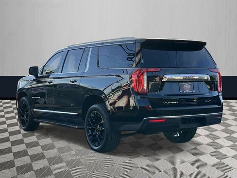 Used 2023 GMC Yukon XL SLT image 4
