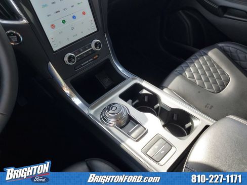 Certified 2024 Ford Edge Titanium w/ Equipment Group 301A AWD/4WD image 31