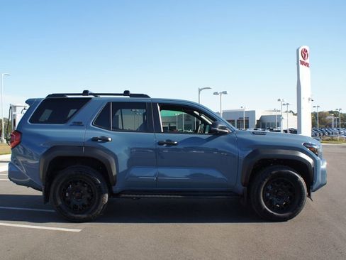 Used 2025 Toyota 4Runner TRD Off-Road Premium image 21