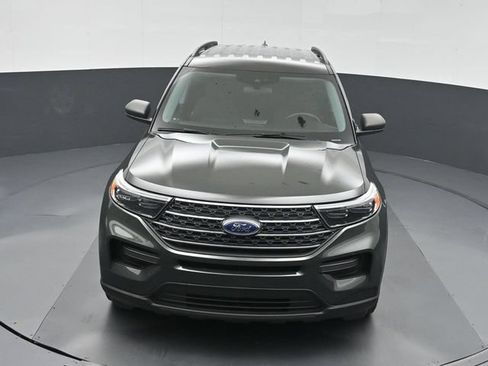 Used 2022 Ford Explorer XLT RWD image 49