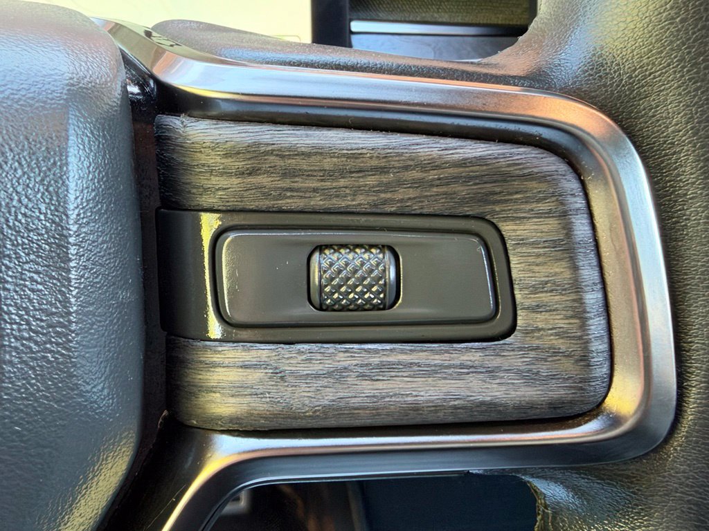 Used 2022 Rivian R1T Adventure AWD/4WD image 32
