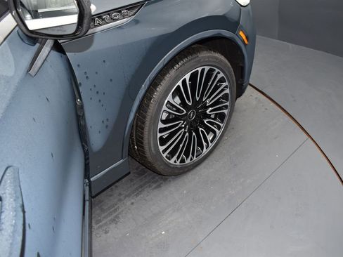 New 2025 Lincoln Aviator Black Label image 18