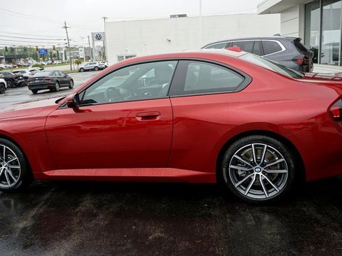 Used 2025 BMW 230i xDrive Coupe w/ Convenience Package image 6