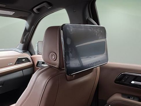 Certified 2025 Chevrolet Tahoe High Country image 40