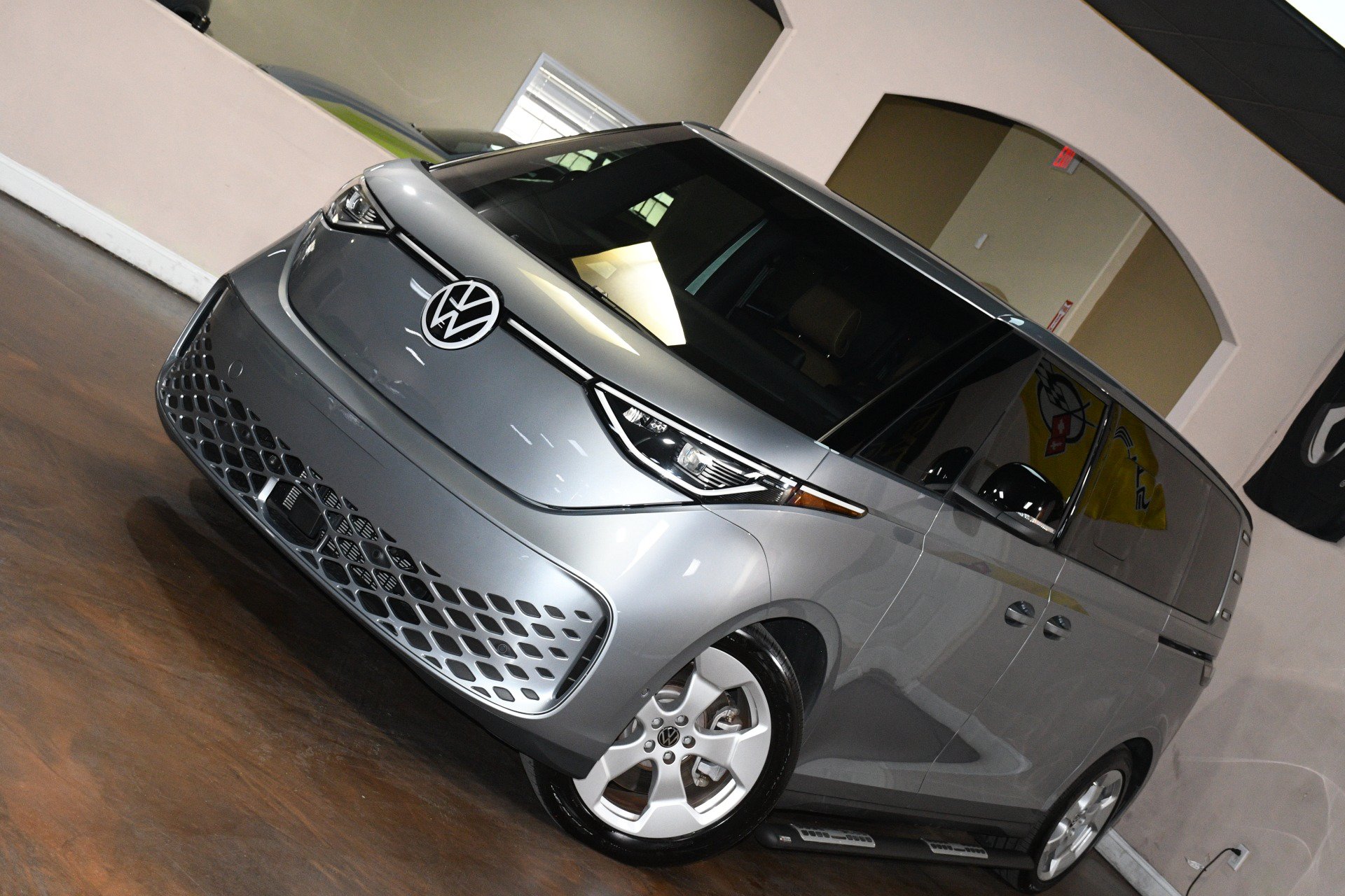 Used 2025 Volkswagen ID. Buzz Pro S RWD image 78