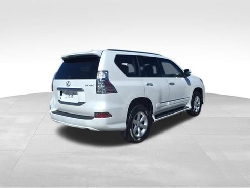 Used 2017 Lexus GX 460 w/ Navigation Package image 5