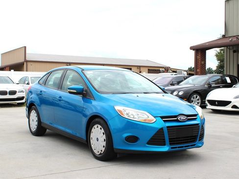 Used 2013 Ford Focus SE w/ Super Fuel Economy (SFE) Pkg image 9
