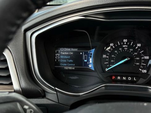 Used 2018 Ford Fusion SE w/ Equipment Group 602A FWD image 31