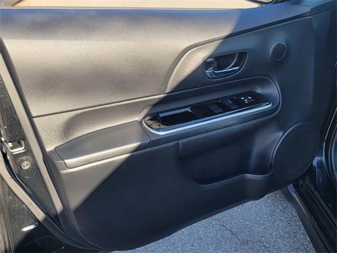 Used 2017 Toyota Prius C Two image 8