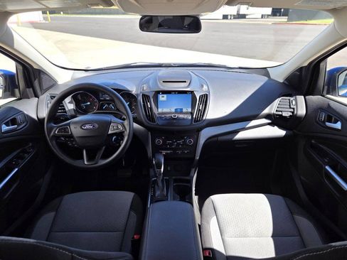 Used 2018 Ford Escape SE w/ SE Sync 3 Package FWD image 17