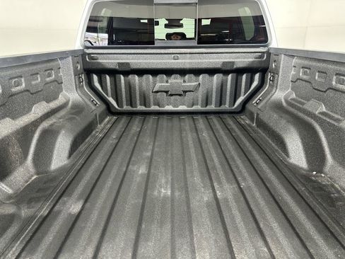 Used 2023 Chevrolet Colorado LT w/ LT Convenience Package II AWD/4WD image 27