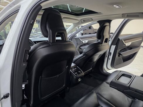 Used 2017 Volvo S90 T5 Momentum w/ Vision Package FWD image 26