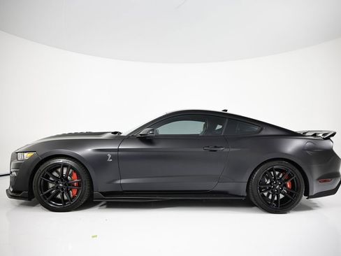 Used 2021 Ford Mustang Shelby GT500 w/ Technology Package image 2