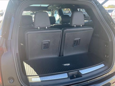 Used 2020 Cadillac XT6 Premium Luxury image 4