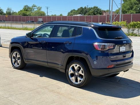 Used 2021 Jeep Compass Limited AWD/4WD image 10