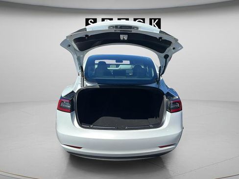 Used 2021 Tesla Model 3 Standard Range Plus RWD image 16