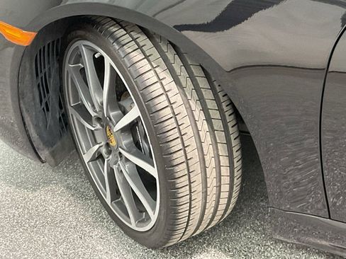 Used 2017 Porsche 718 Cayman RWD image 30