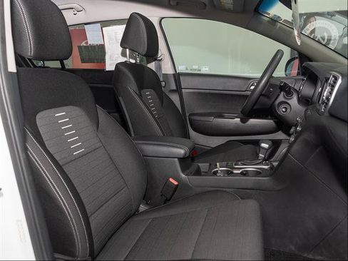 Used 2017 Kia Sportage LX w/ LX Popular Package AWD/4WD image 21