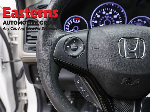 Used 2022 Honda HR-V LX image 14